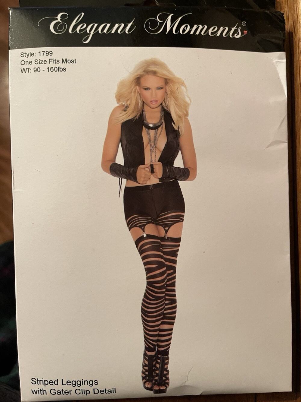 Elegant Moments Stripped Leggings With Gater Clip Detail ( One Size )